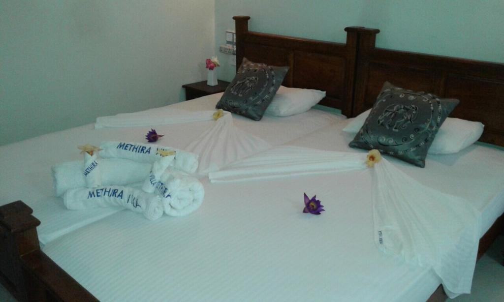 Methira Villa Aluthgama Buitenkant foto