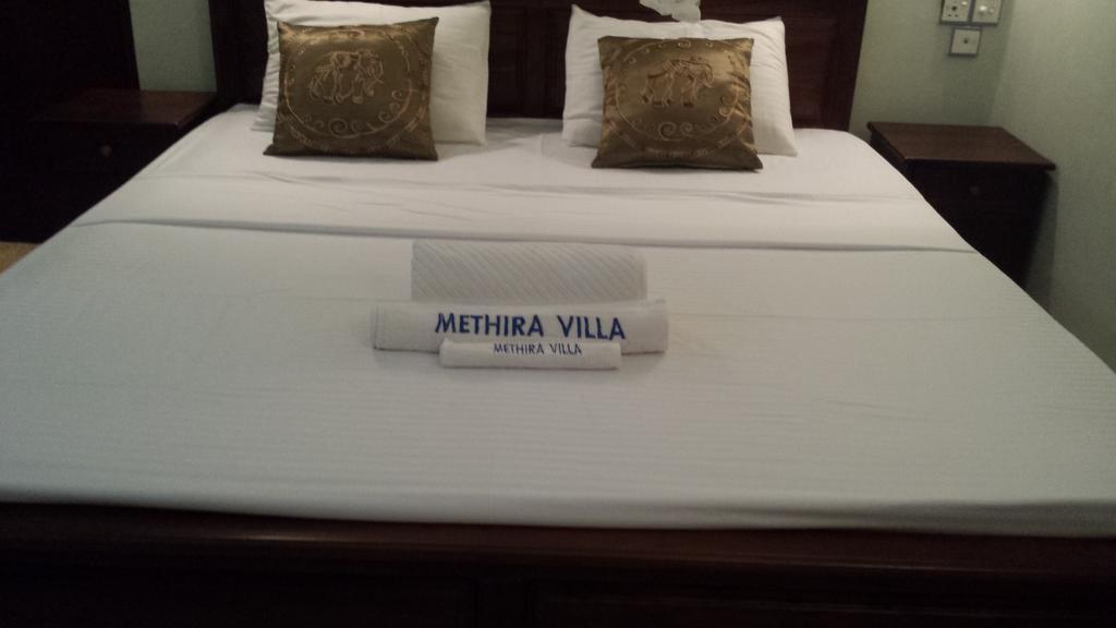 Methira Villa Aluthgama Buitenkant foto